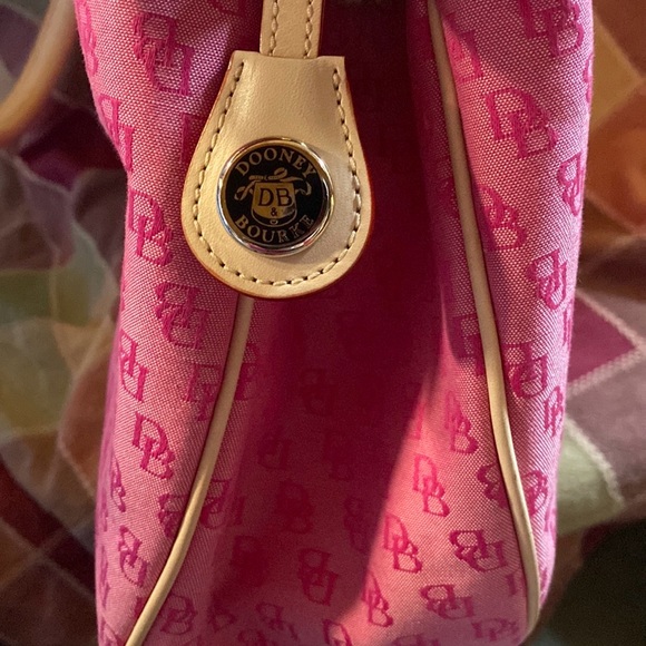 Dooney & Bourke Pink and Cream Shoulder Bag with Gold Metallic Hardware - Picture 6 of 14